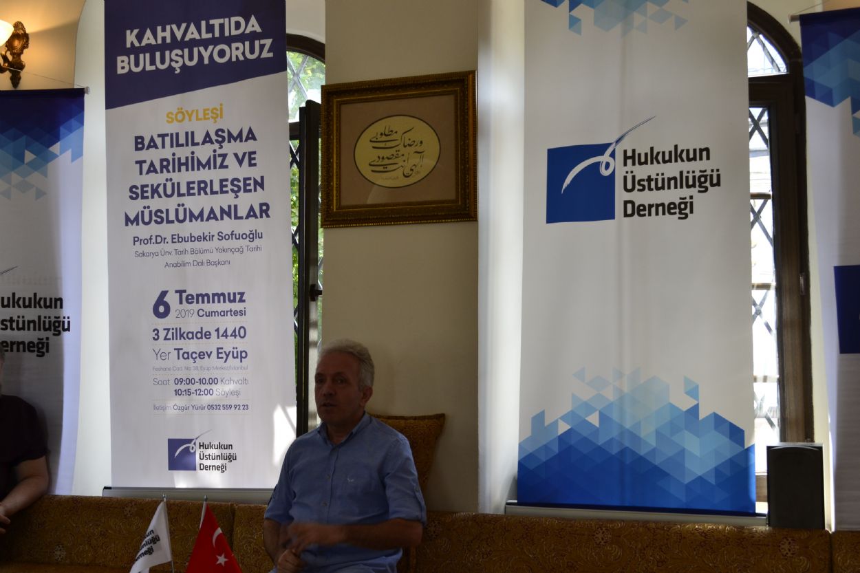 Prof. Dr. Ebubekir Sofuoğlu Batılılaşma Tarihimiz ve Sekülerleşen Müslümanlar